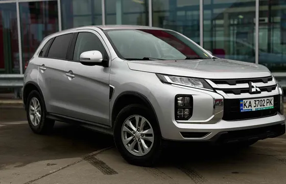Mitsubishi RVR 2020