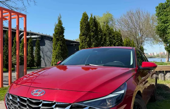 Hyundai Elantra 2021